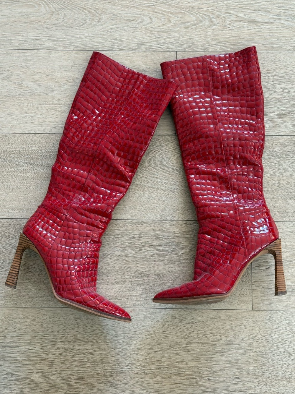 Vince Camuto Knee high Red Croco Boots size 8
